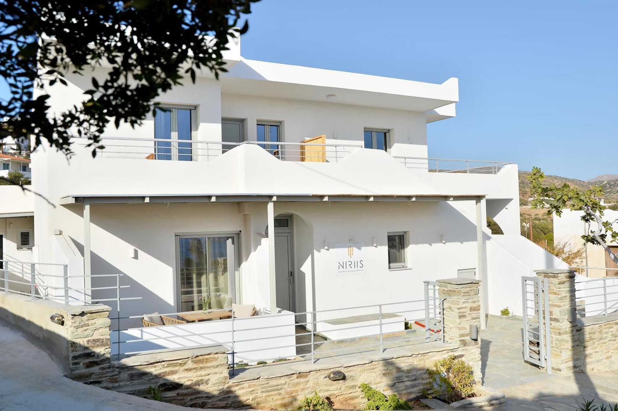 Niriis Sea View Studio Melite Batsi Батси Экстерьер фото